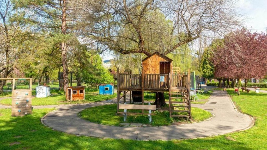 Apartman Sabo Komenskeho Košice Exteriör bild